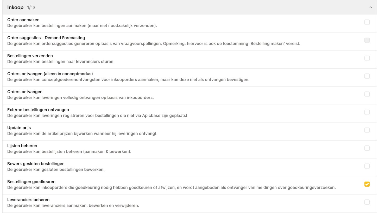 De rolbewerker met de groep Inkoop geopend en het selectievakje Bestellingen goedkeuren aangevinkt